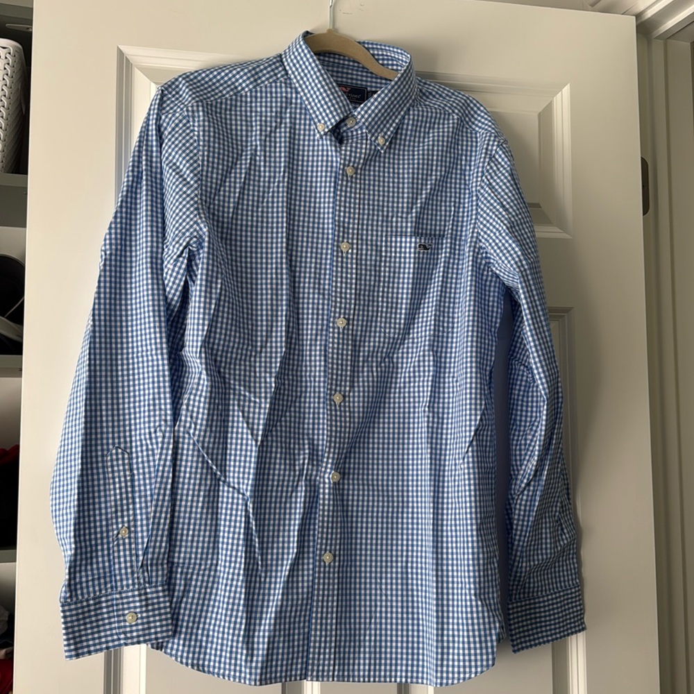 Mens checkered button down blue and white cotton /spandex shirt vineyard vines